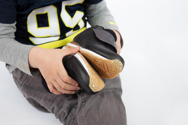 Finden Sie die richtige WODEN KIDS Schuhgröße für Ihr Kind