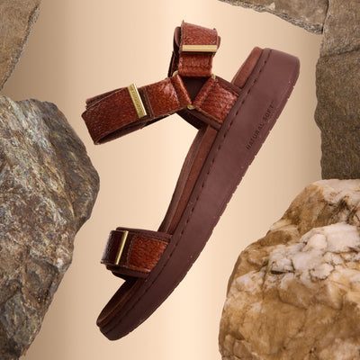 WODEN Line Fish Sandals 067 Brown