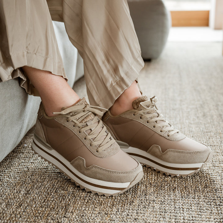 Nora III Leather Plateau Silver Mink