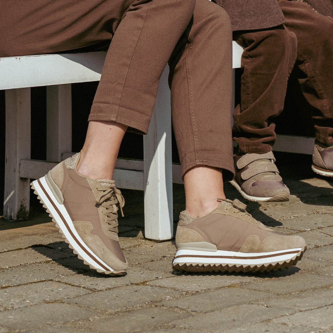 Nora III Leather Plateau Silver Mink – - Main Image