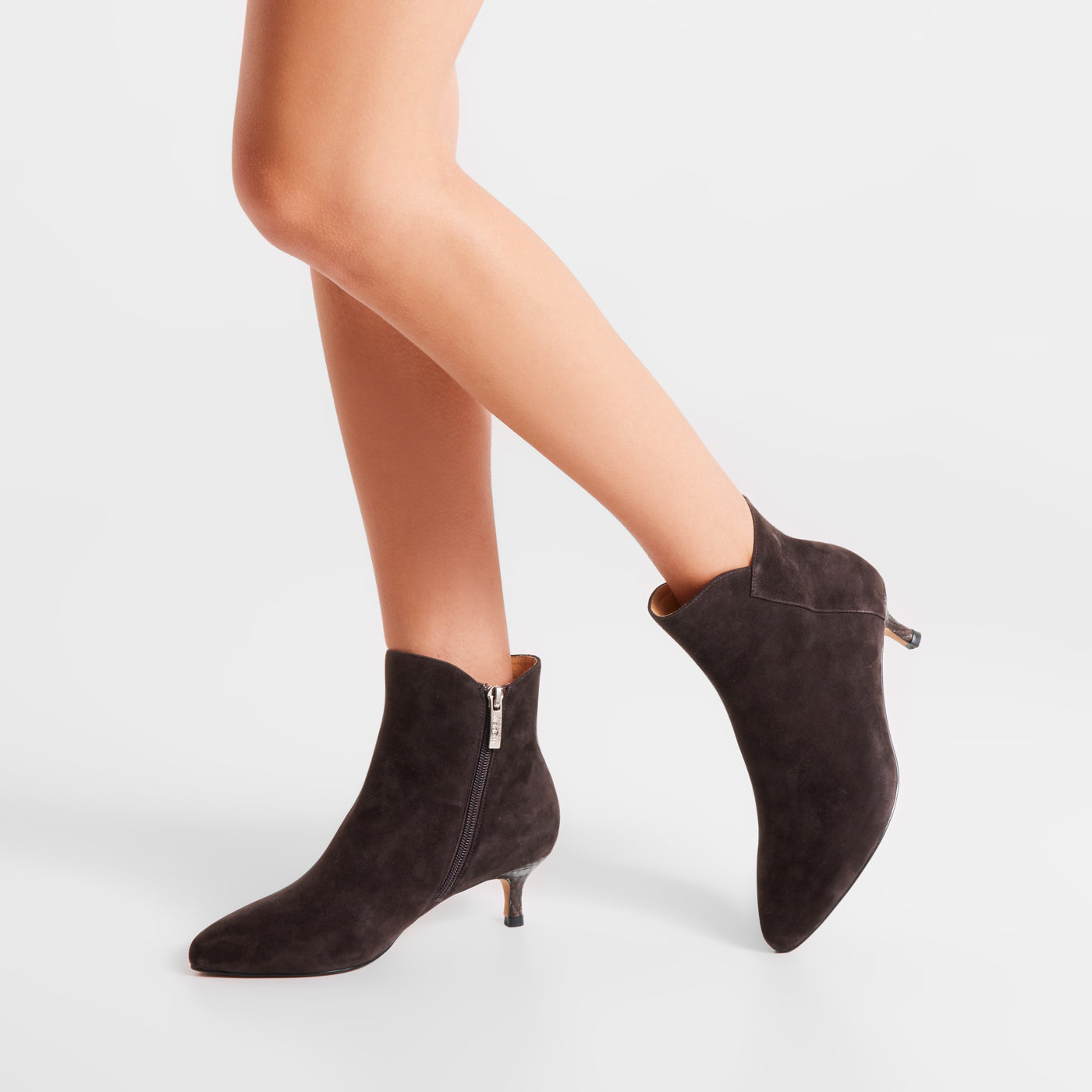WODEN STB WOMENS Saga Zip S Heels 063 Chocolate